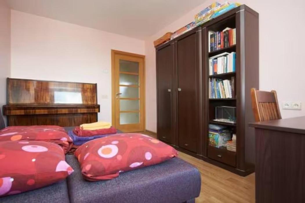 Cozy Private Room In A Three Room Apartment Free Parking Feel Like At Home Вильнюс Экстерьер фото